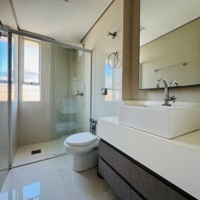 Apartamentos com 119m², 3 quartos, 1 suíte, 1 garagem, no bairro Centro em Florianópolis