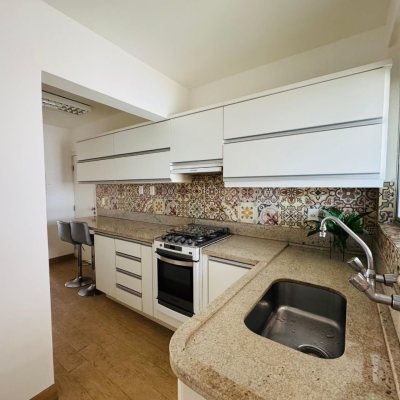 Apartamentos com 119m², 3 quartos, 1 suíte, 1 garagem, no bairro Centro em Florianópolis