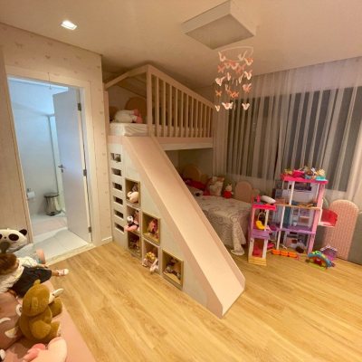 Casa Residencial com 511m², 5 quartos, 3 suítes, 2 garagens, no bairro Pedra Branca em Palhoça