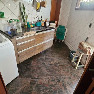 Casa Residencial com 430m², 7 quartos, 5 suítes, 2 garagens, no bairro Jurerê em Florianópolis