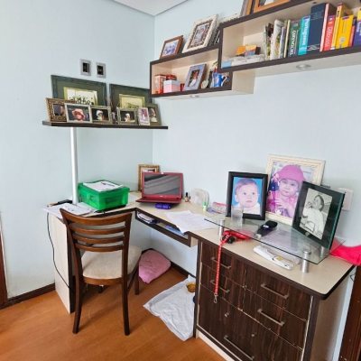 Casa Residencial com 430m², 7 quartos, 5 suítes, 2 garagens, no bairro Jurerê em Florianópolis