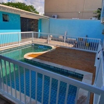 Casa Residencial com 199m², 5 quartos, 3 suítes, 2 garagens, no bairro Ingleses do Rio Vermelho em Florianópolis