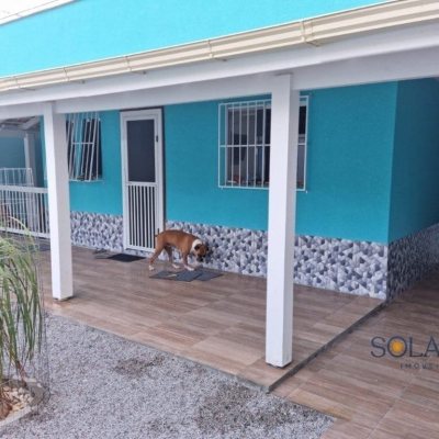 Casa Residencial com 199m², 5 quartos, 3 suítes, 2 garagens, no bairro Ingleses do Rio Vermelho em Florianópolis