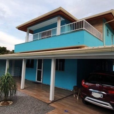 Casa Residencial com 199m², 5 quartos, 3 suítes, 2 garagens, no bairro Ingleses do Rio Vermelho em Florianópolis