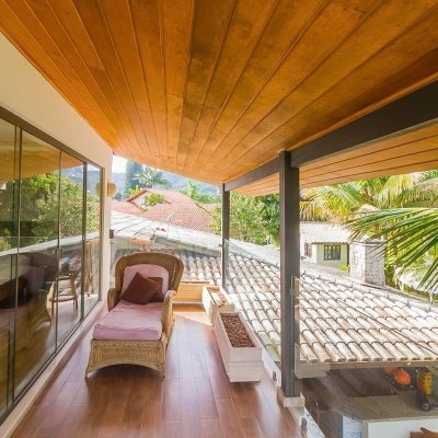 Casa Residencial com 585m², 6 quartos, 4 suítes, 8 garagens, no bairro João Paulo em Florianópolis