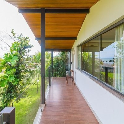 Casa Residencial com 585m², 6 quartos, 4 suítes, 8 garagens, no bairro João Paulo em Florianópolis