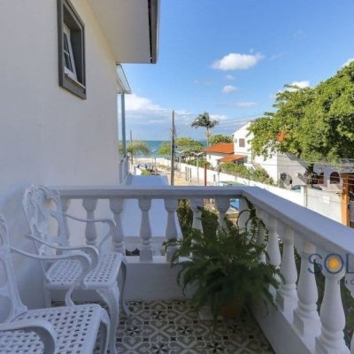 Pousada com 350m², 10 quartos, 10 suítes, no bairro Canasvieiras em Florianópolis