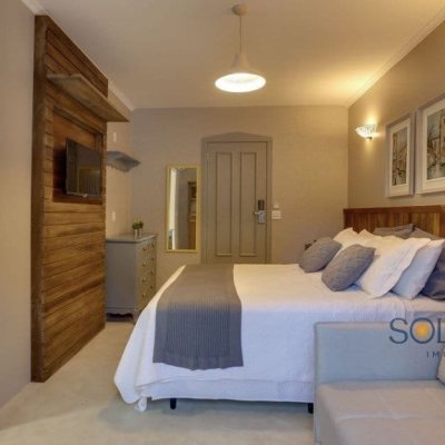 Pousada com 350m², 10 quartos, 10 suítes, no bairro Canasvieiras em Florianópolis