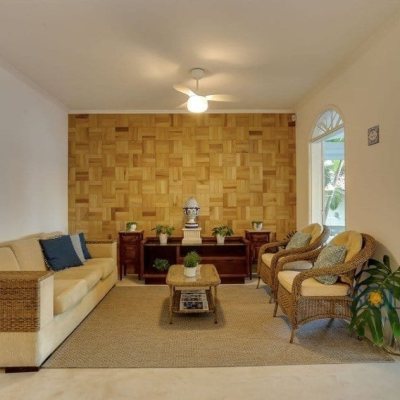 Pousada com 350m², 10 quartos, 10 suítes, no bairro Canasvieiras em Florianópolis