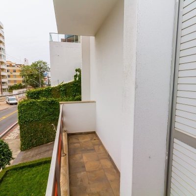 Apartamentos com 230m², 4 quartos, 1 suíte, 2 garagens, no bairro Agronômica em Florianópolis