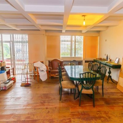 Apartamentos com 230m², 4 quartos, 1 suíte, 2 garagens, no bairro Agronômica em Florianópolis