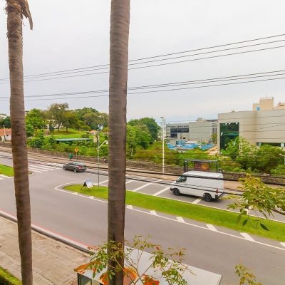 Apartamentos com 230m², 4 quartos, 1 suíte, 2 garagens, no bairro Agronômica em Florianópolis