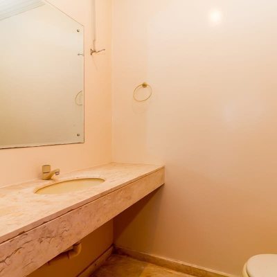 Apartamentos com 230m², 4 quartos, 1 suíte, 2 garagens, no bairro Agronômica em Florianópolis