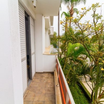 Apartamentos com 230m², 4 quartos, 1 suíte, 2 garagens, no bairro Agronômica em Florianópolis