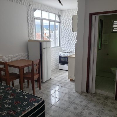 Casa Residencial/Comercial com 700m², 2 garagens, no bairro Trindade em Florianópolis