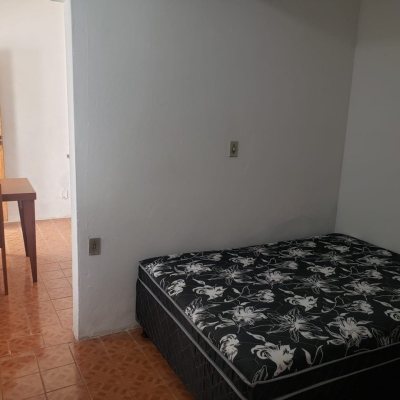 Casa Residencial/Comercial com 700m², 2 garagens, no bairro Trindade em Florianópolis