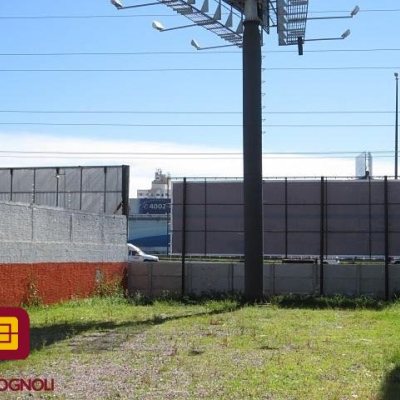 Terreno Comercial/Residencial com 369m², no bairro Campinas em São José