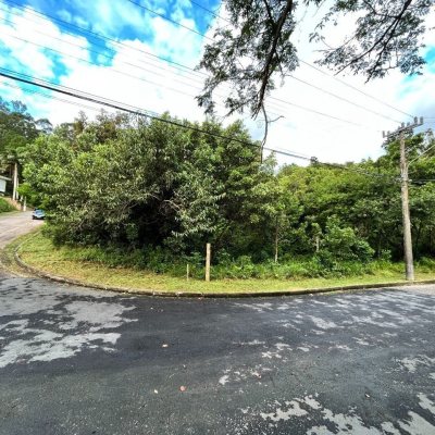 Terrenos Residenciais com 1500m², no bairro João Paulo em Florianópolis