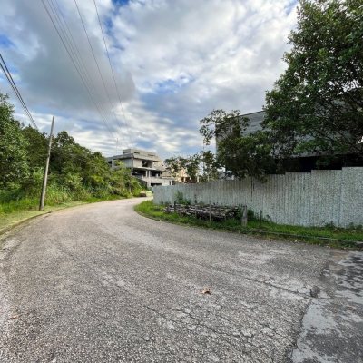 Terrenos Residenciais com 1500m², no bairro João Paulo em Florianópolis