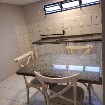 Casa Residencial/Comercial com 134m², 1 garagem, no bairro Trindade em Florianópolis