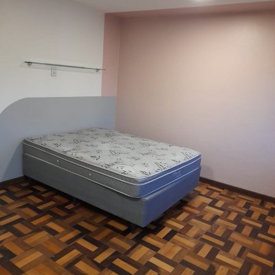 Casa Residencial/Comercial com 134m², 1 garagem, no bairro Trindade em Florianópolis