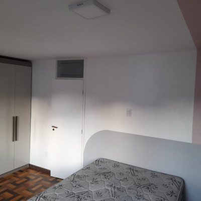 Casa Residencial/Comercial com 134m², 1 garagem, no bairro Trindade em Florianópolis