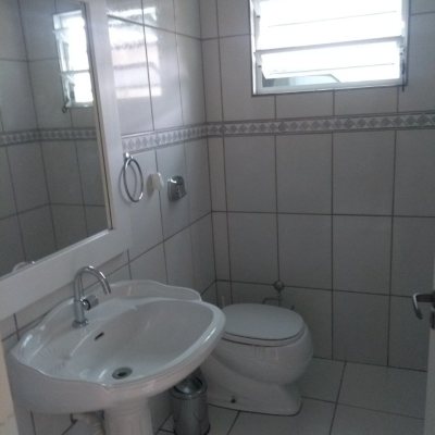 Casa Residencial com 139m², 2 quartos, 1 suíte, 1 garagem, no bairro Agronômica em Florianópolis