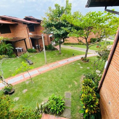 Casa em Condomínio com 55m², 2 quartos, 1 garagem, no bairro Canasvieiras em Florianópolis