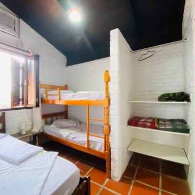 Casa em Condomínio com 55m², 2 quartos, 1 garagem, no bairro Canasvieiras em Florianópolis