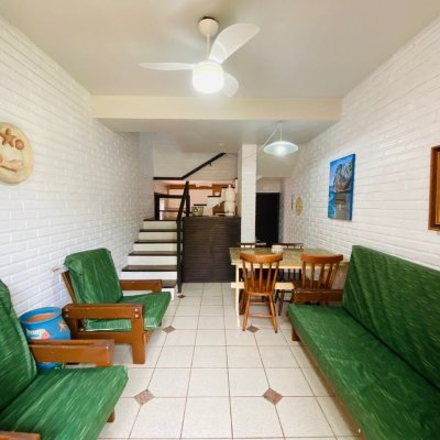 Casa em Condomínio com 55m², 2 quartos, 1 garagem, no bairro Canasvieiras em Florianópolis