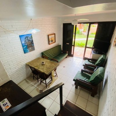 Casa em Condomínio com 55m², 2 quartos, 1 garagem, no bairro Canasvieiras em Florianópolis