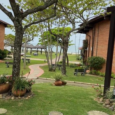 Casa em Condomínio com 55m², 2 quartos, 1 garagem, no bairro Canasvieiras em Florianópolis