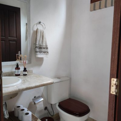 Casa Residencial com 143m², 4 quartos, 1 suíte, 2 garagens, no bairro Centro em São José