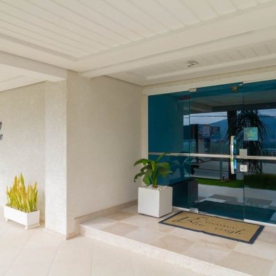 Cobertura com 297m², 4 quartos, 2 suítes, 3 garagens, no bairro João Paulo em Florianópolis