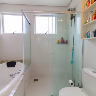 Cobertura com 297m², 4 quartos, 2 suítes, 3 garagens, no bairro João Paulo em Florianópolis