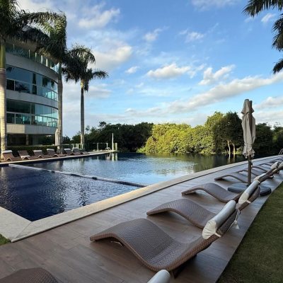 Cobertura com 191m², 2 quartos (sendo 2 suítes), 2 garagens, no bairro Campeche em Florianópolis