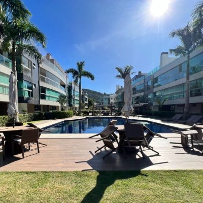 Cobertura com 191m², 2 quartos, 2 suítes, 2 garagens, no bairro Campeche em Florianópolis