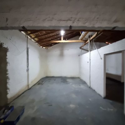 Galpao/Deposito com 100m², 6 garagens, no bairro Ponte Do Imaruim em Palhoça