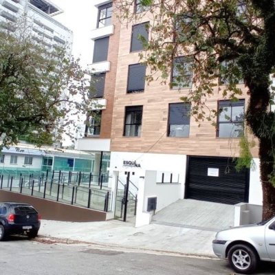 Apartamentos com 59m², 2 quartos, 1 suíte, 1 garagem, no bairro Centro em Florianópolis