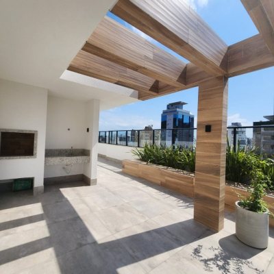 Apartamentos com 59m², 2 quartos, 1 suíte, 1 garagem, no bairro Centro em Florianópolis