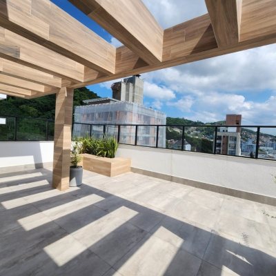 Apartamentos com 59m², 2 quartos, 1 suíte, 1 garagem, no bairro Centro em Florianópolis