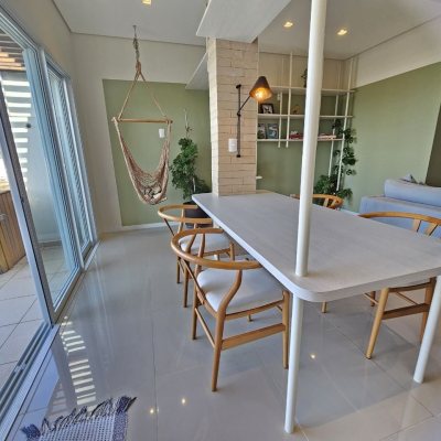 Cobertura com 142m², 3 quartos, 1 suíte, 3 garagens, no bairro Campeche em Florianópolis