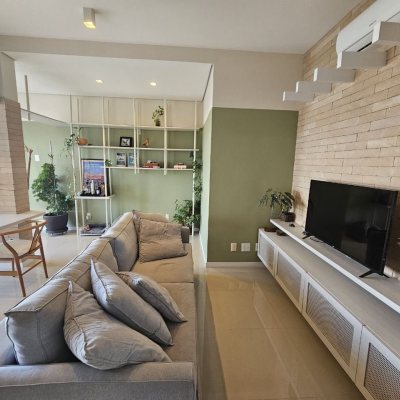 Cobertura com 142m², 3 quartos, 1 suíte, 3 garagens, no bairro Campeche em Florianópolis