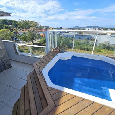 Cobertura com 142m², 3 quartos, 1 suíte, 3 garagens, no bairro Campeche em Florianópolis