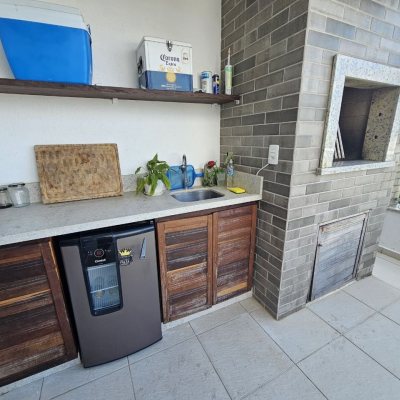 Cobertura com 142m², 3 quartos, 1 suíte, 3 garagens, no bairro Campeche em Florianópolis