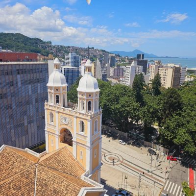 Sala com 212m², 3 garagens, no bairro Centro em Florianópolis
