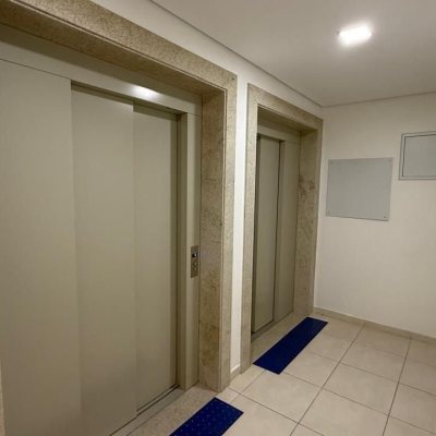 Sala com 48m², 1 garagem, no bairro Centro em Florianópolis