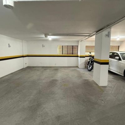 Sala com 48m², 1 garagem, no bairro Centro em Florianópolis