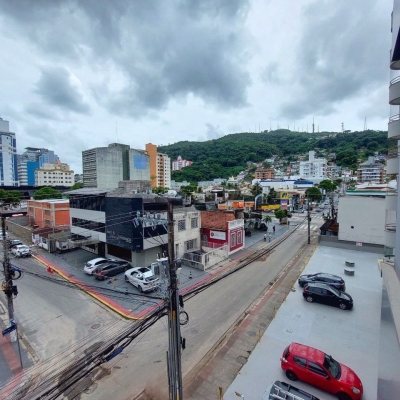 Sala com 48m², 1 garagem, no bairro Centro em Florianópolis
