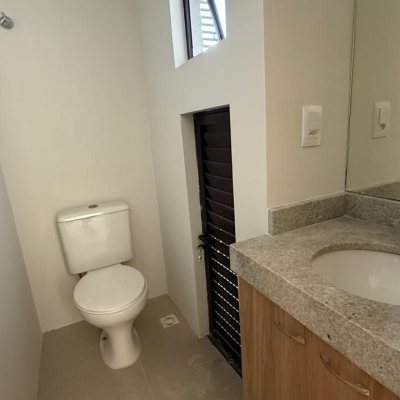 Sala com 48m², 1 garagem, no bairro Centro em Florianópolis